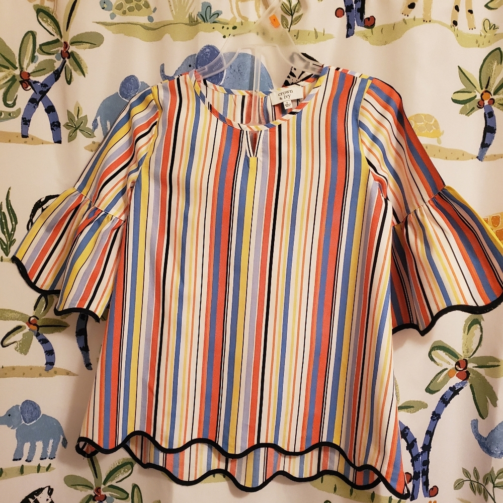 Girl top (sz small) - Picture 2 of 8